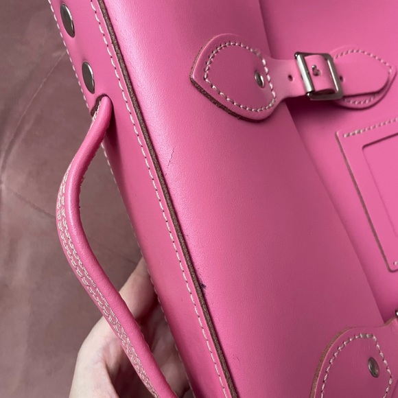 Barbie pink The Leather Satchel Co 13-14inch bag purse crossbody handle EUC - Picture 6 of 10